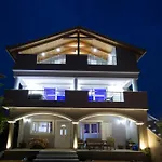 Dimarist Apartman