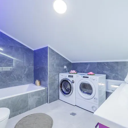 Appartement Dimarist *