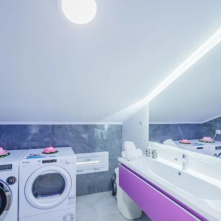 Appartement Dimarist Áyios Kírikos